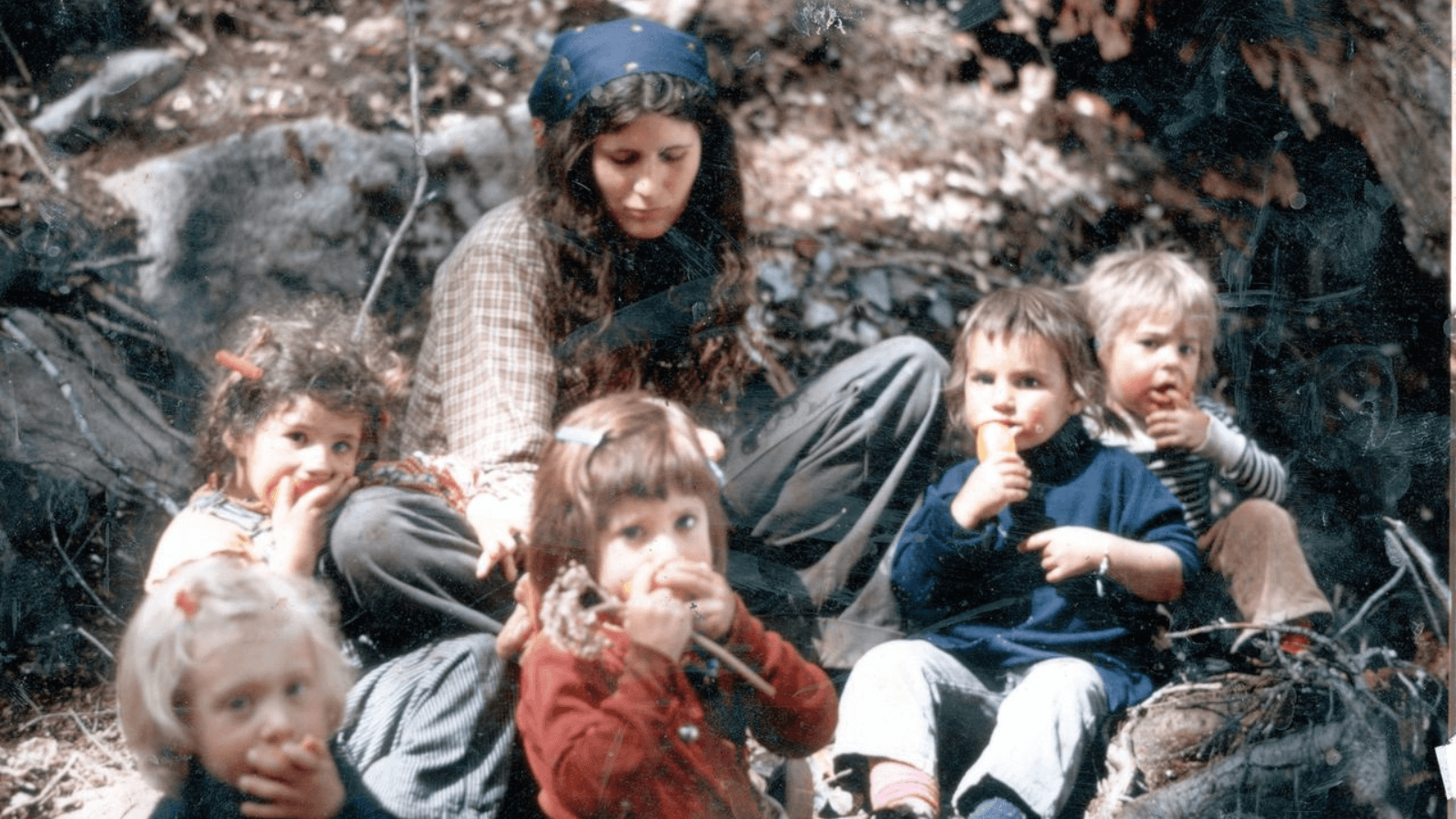 Commune 2005 movie still 3